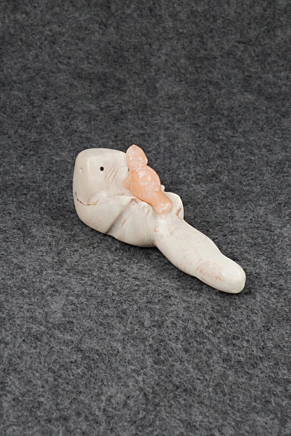 Otter Zuni Fetish Carving - Justin Red Elk