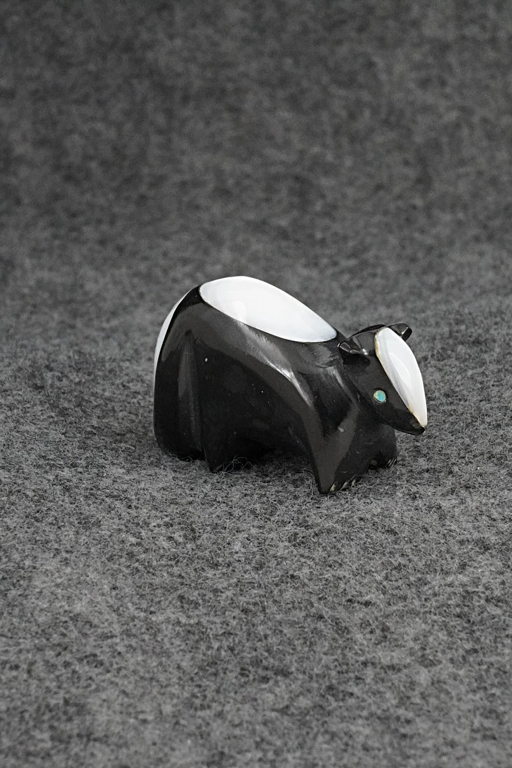 Skunk Zuni Fetish Carving - Calvert Bowanie