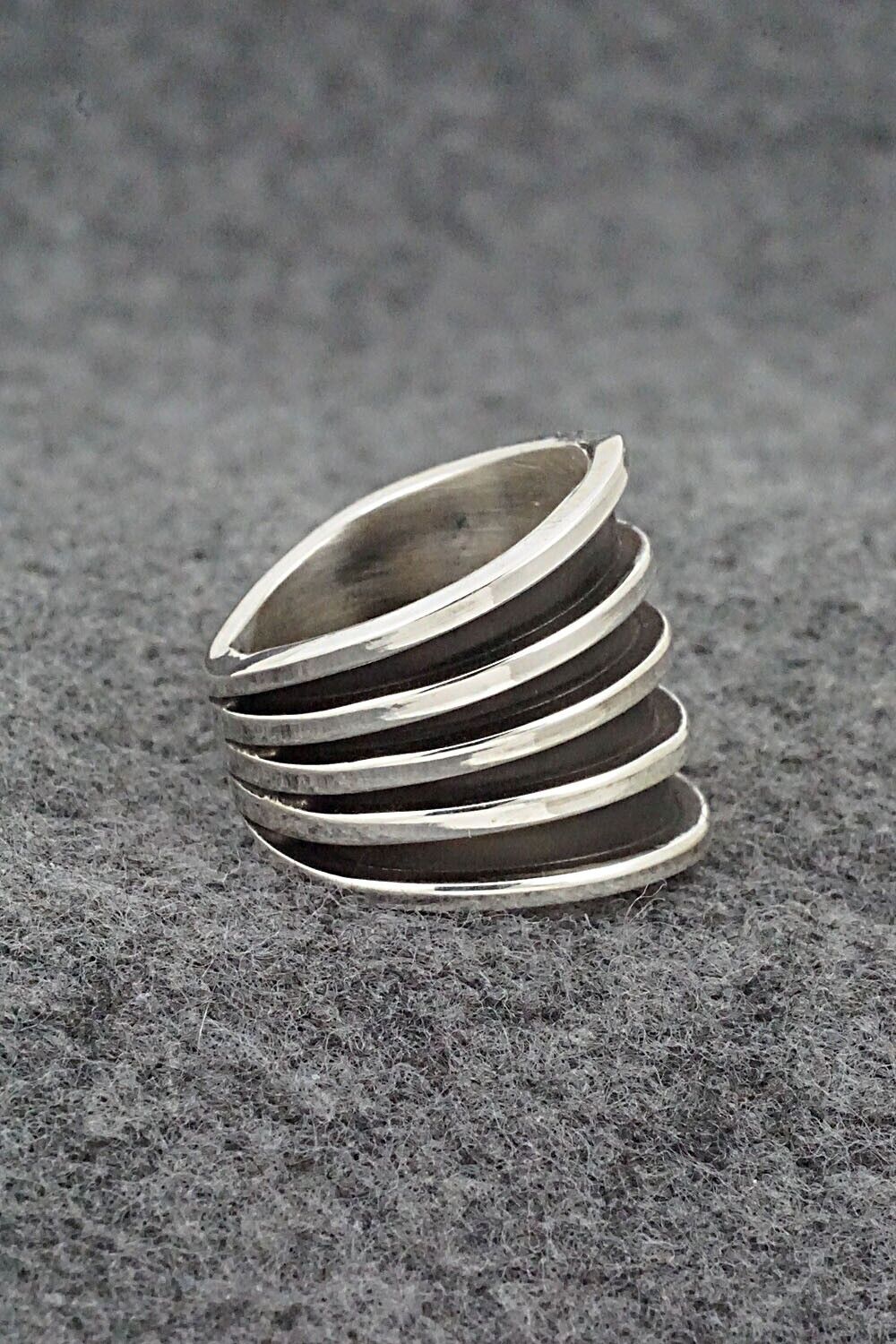 Sterling Silver Ring - Tom Hawk - Size 9