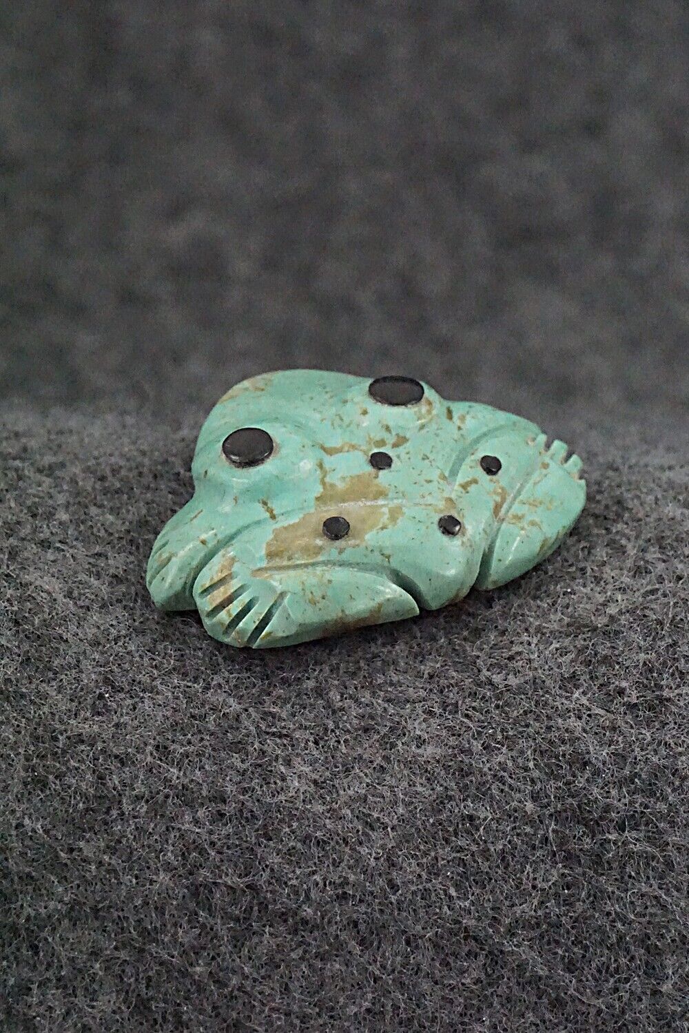 Frog Zuni Fetish Carving - Reynold Lunasee