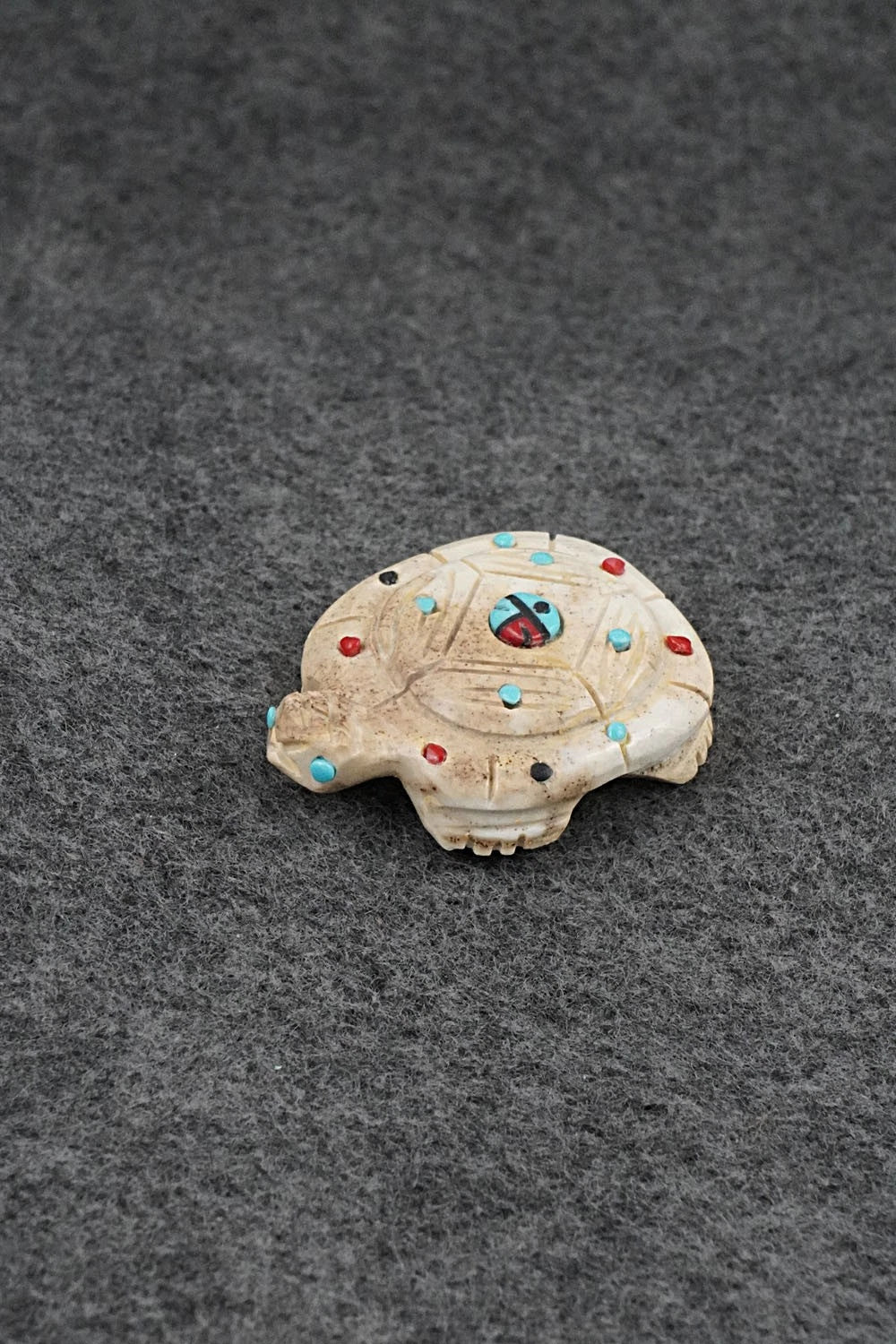 Turtle Zuni Fetish Carving - Danette Laate