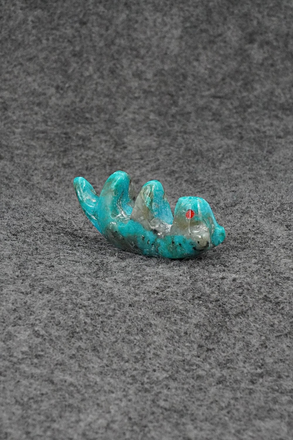 Otter Zuni Fetish Carving - Kenric Laiwakete