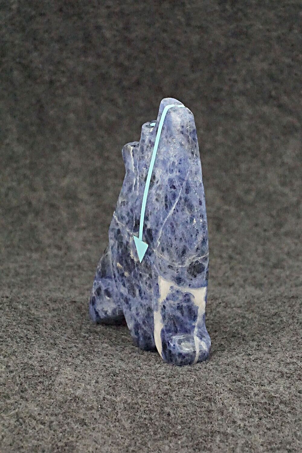 Wolf Zuni Fetish Carving - Bernard Laiwakete