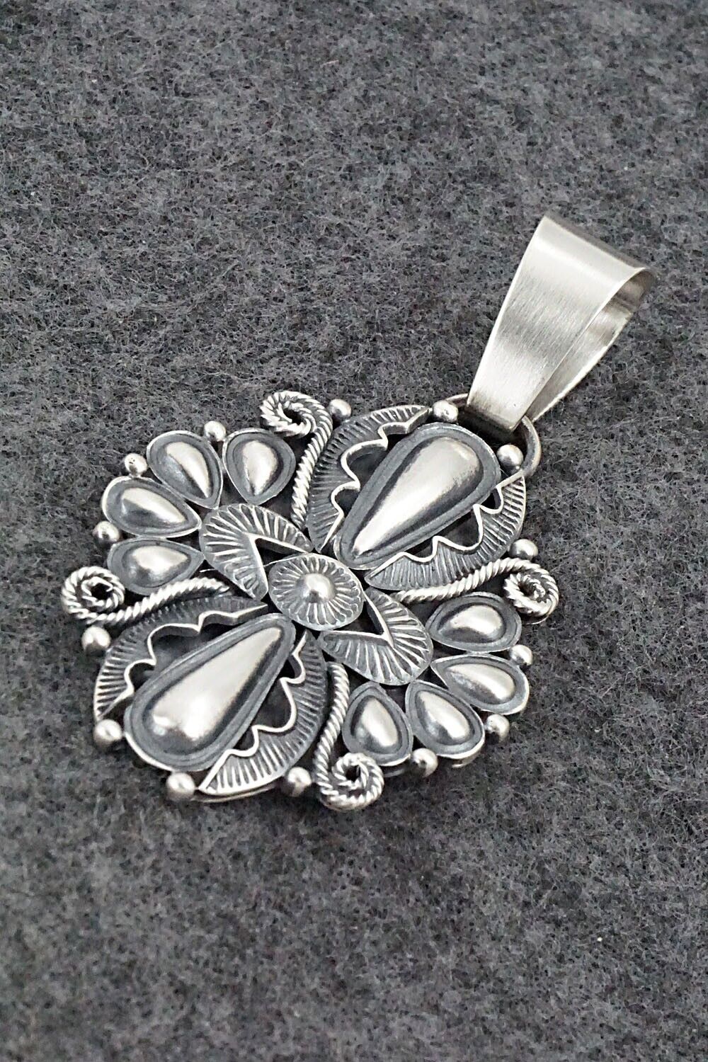 Sterling Silver Pendant - Derrick Gordon