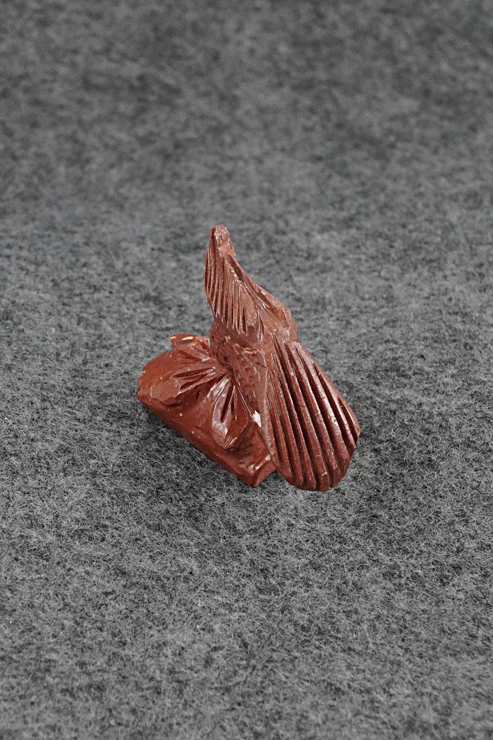 Hummingbird Zuni Fetish Carving - Molly Cheama
