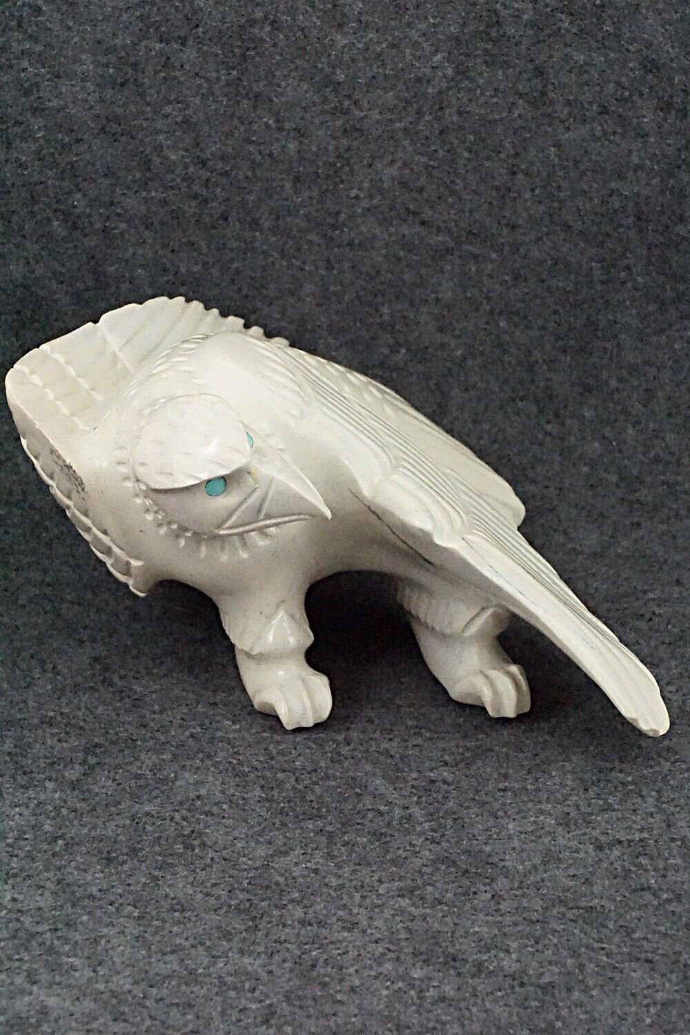 Eagle Zuni Fetish Carving - Albert Eustace Sr.