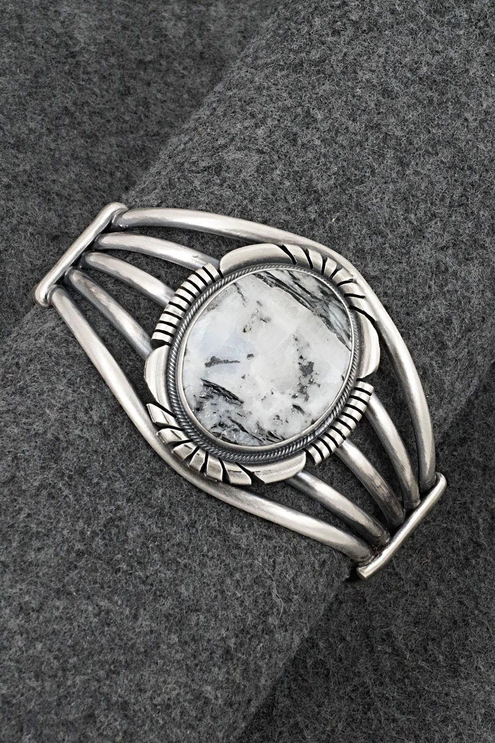 White Buffalo & Sterling Silver Bracelet - Mark Yazzie