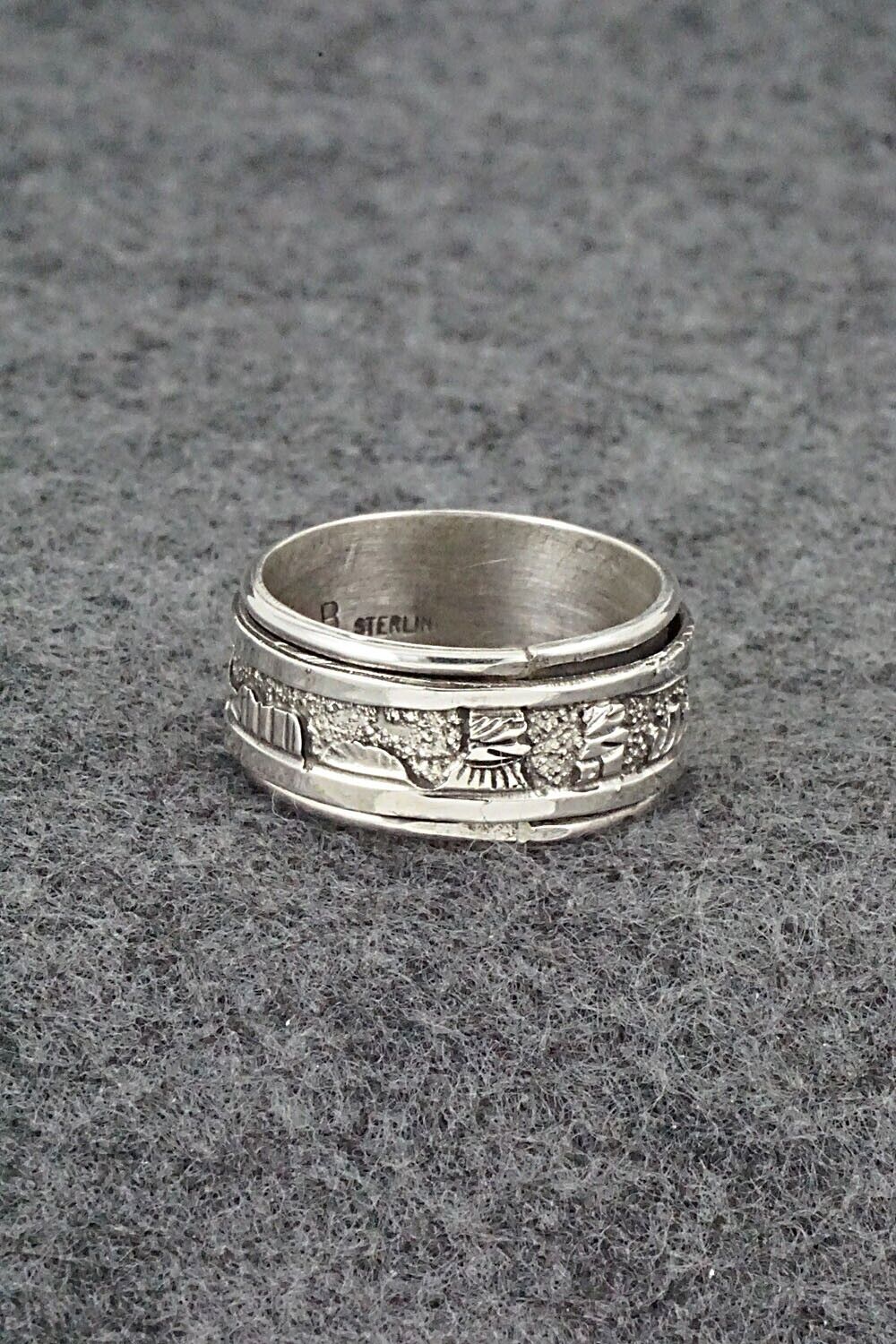 Sterling Silver Spinner Ring - Elaine Becenti - Size 9