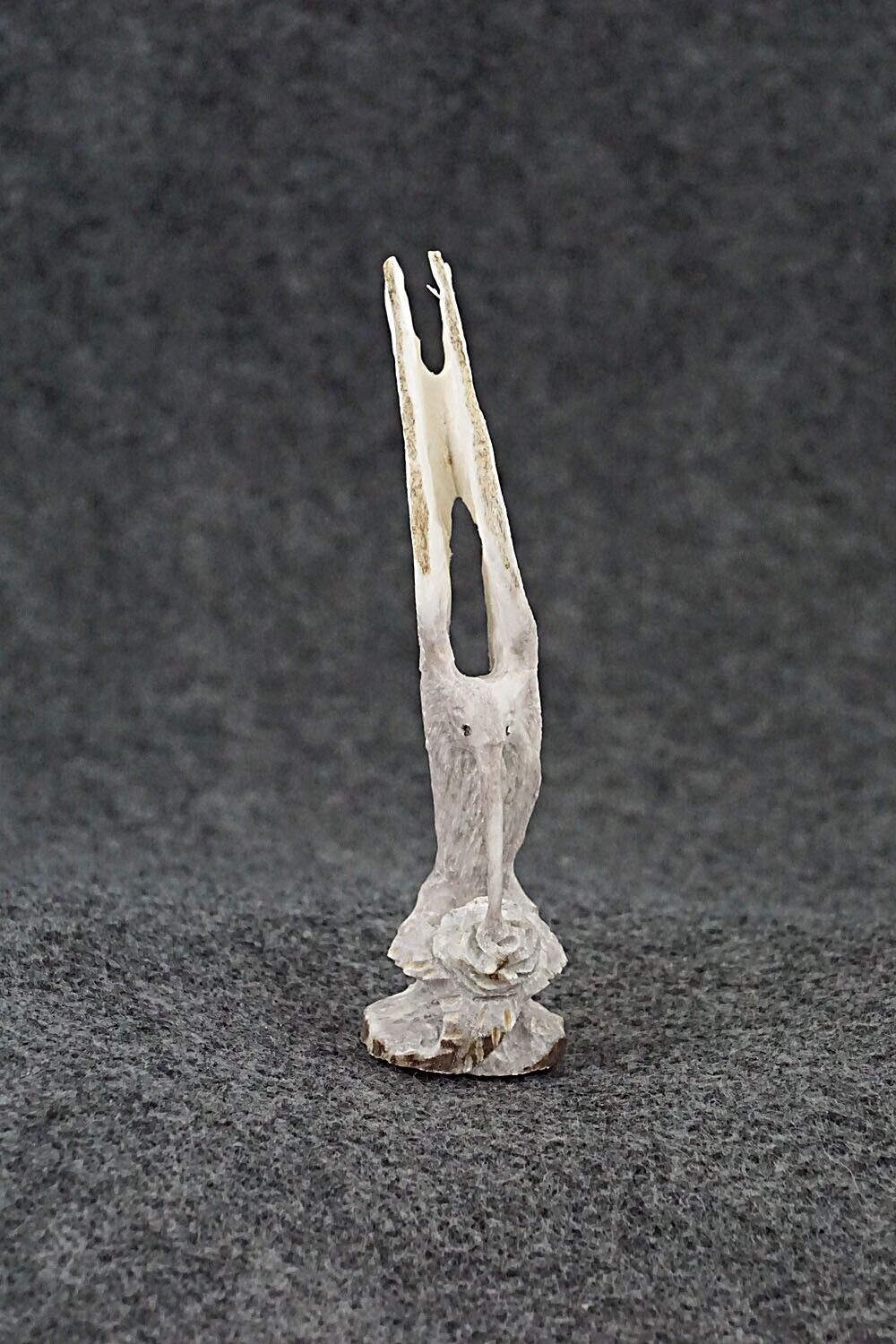 Hummingbird Zuni Fetish Carving - Lewis Malie Jr.