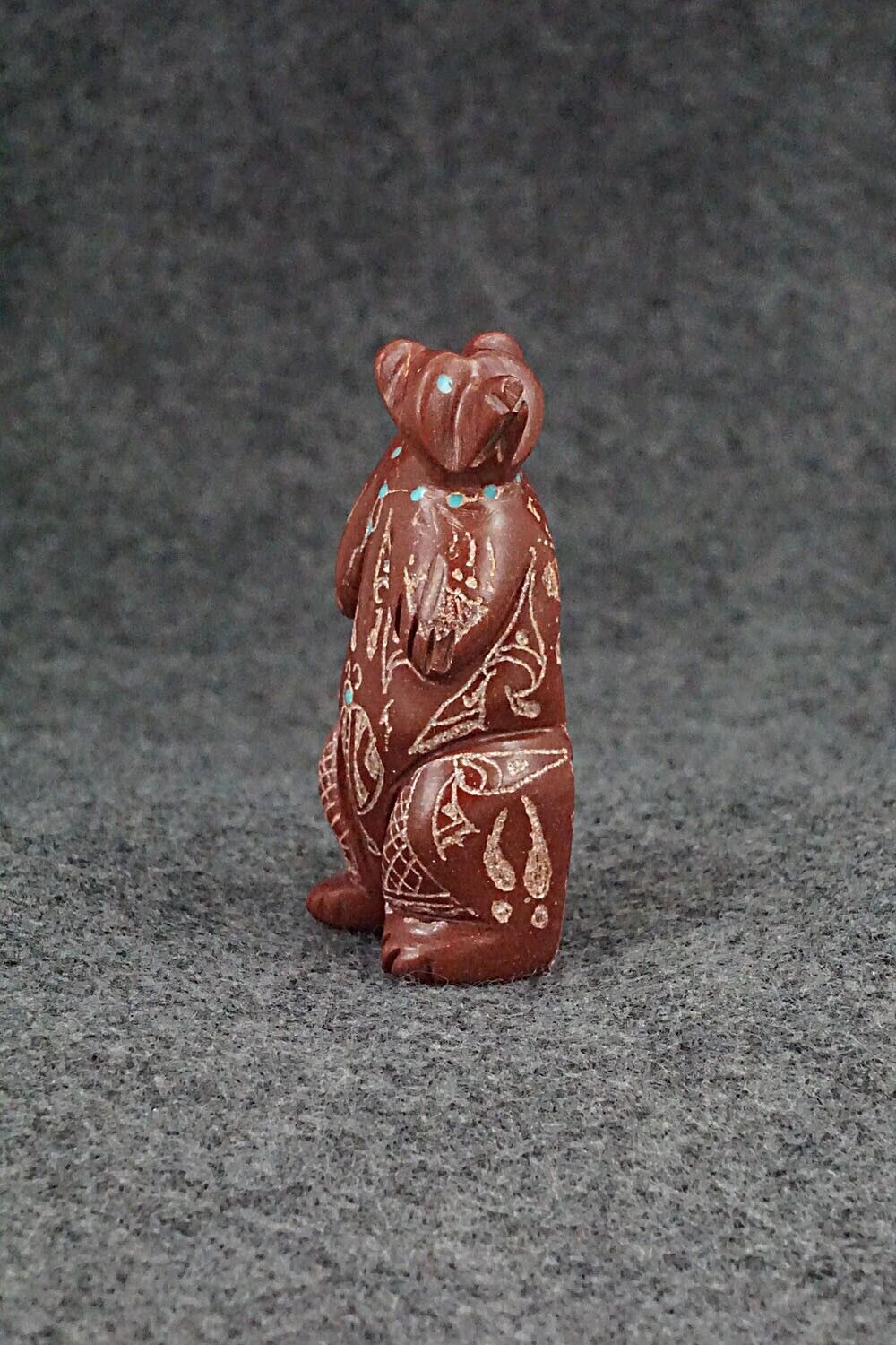 Bear Zuni Fetish Carving - Adrian Cachini