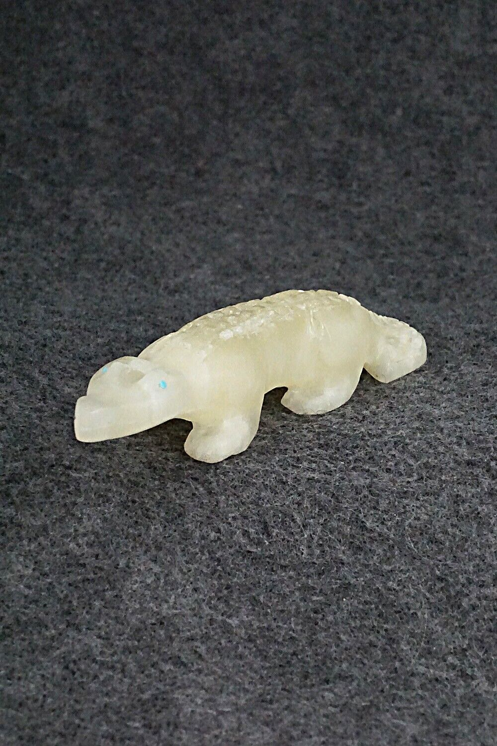 Alligator Zuni Fetish Carving - Lindsey Cheama