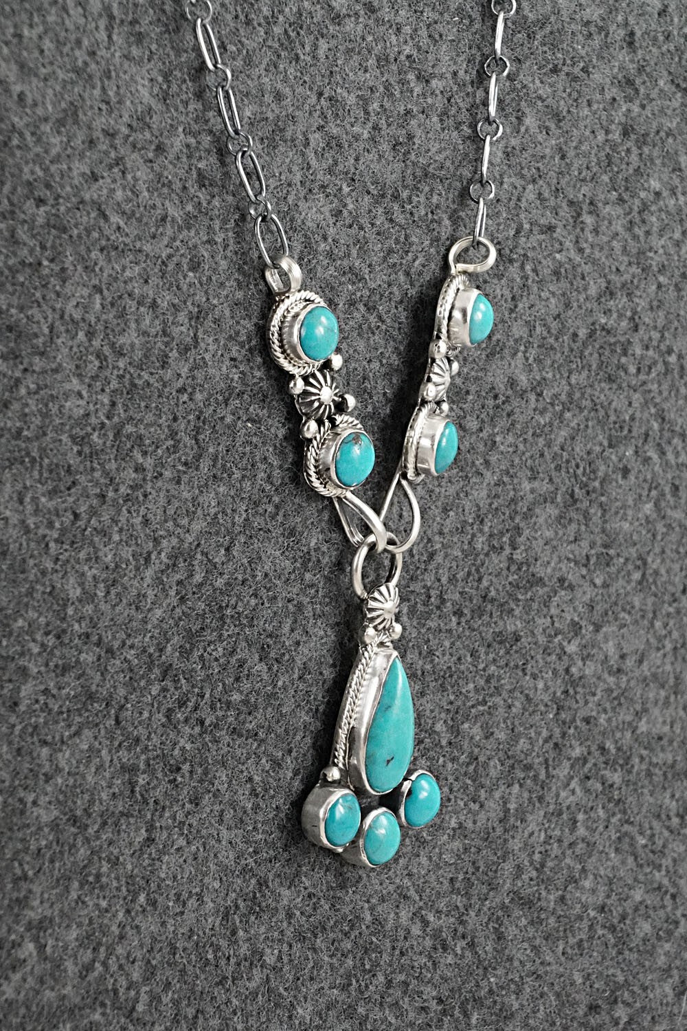 Turquoise & Sterling Silver Necklace - Verley Betone