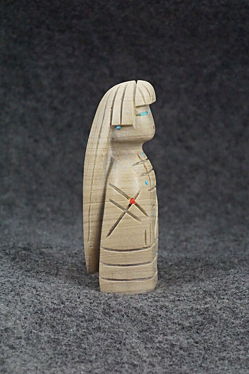 Corn Maiden Zuni Fetish Carving - Douglas Martza