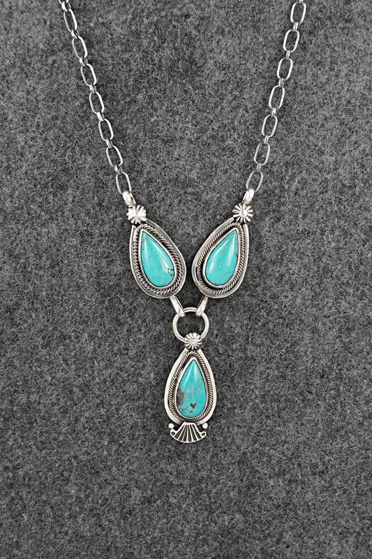 Turquoise & Sterling Silver Necklace - Verley Betone