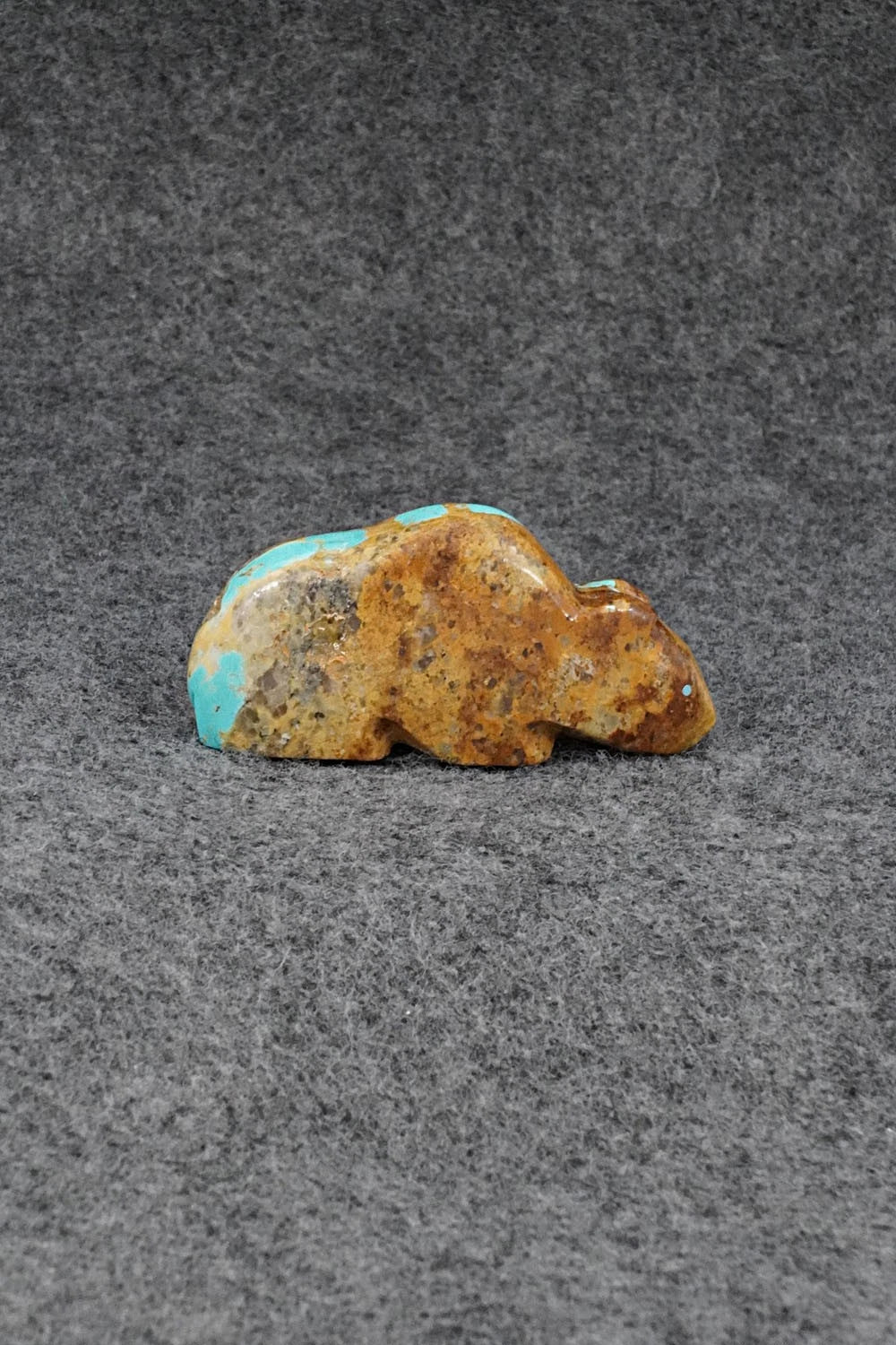 Bear Zuni Fetish Carving - Abby Quam Panteah