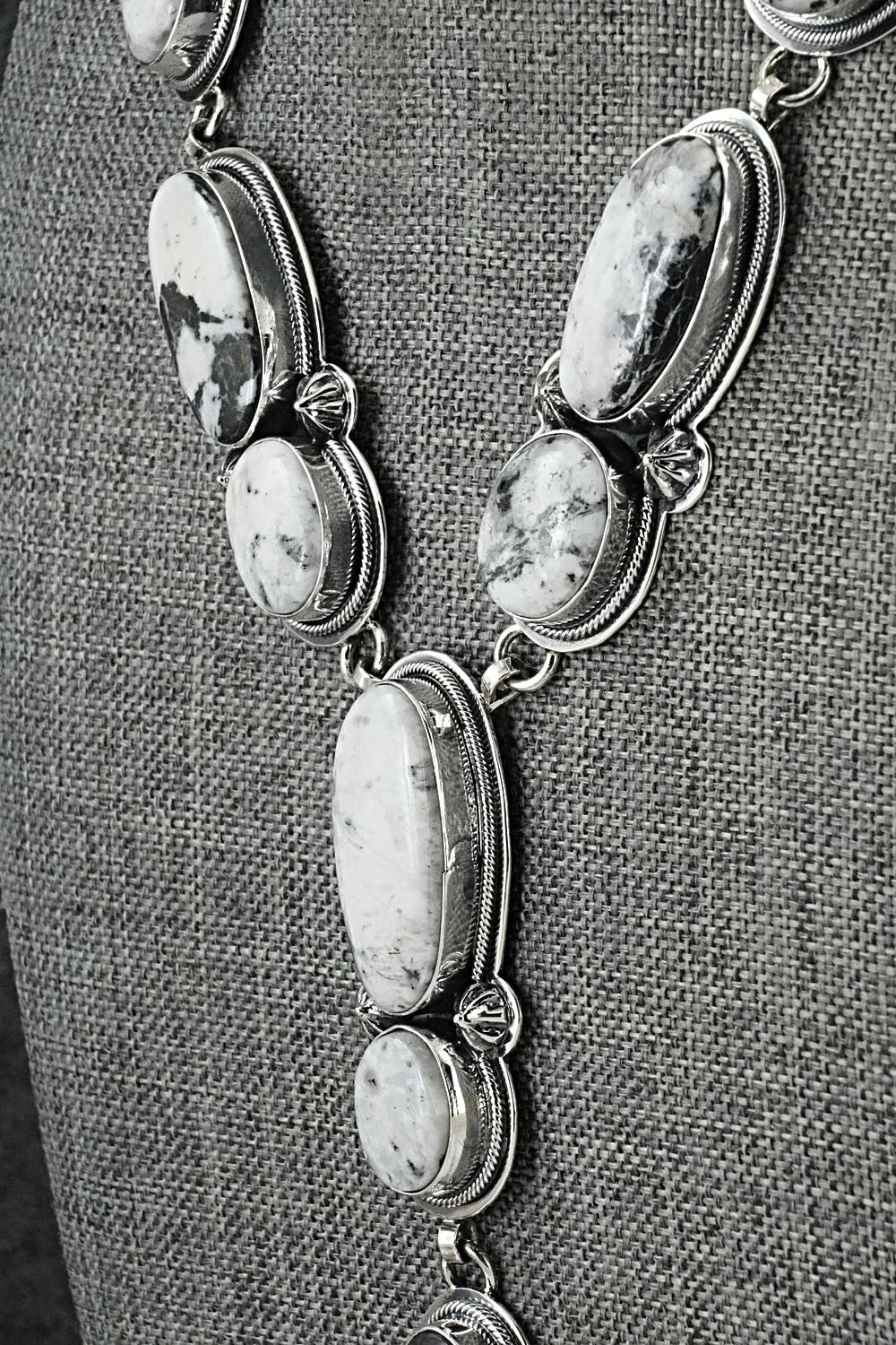 White Buffalo & Sterling Silver Necklace and Earrings Set - Mark Yazzie