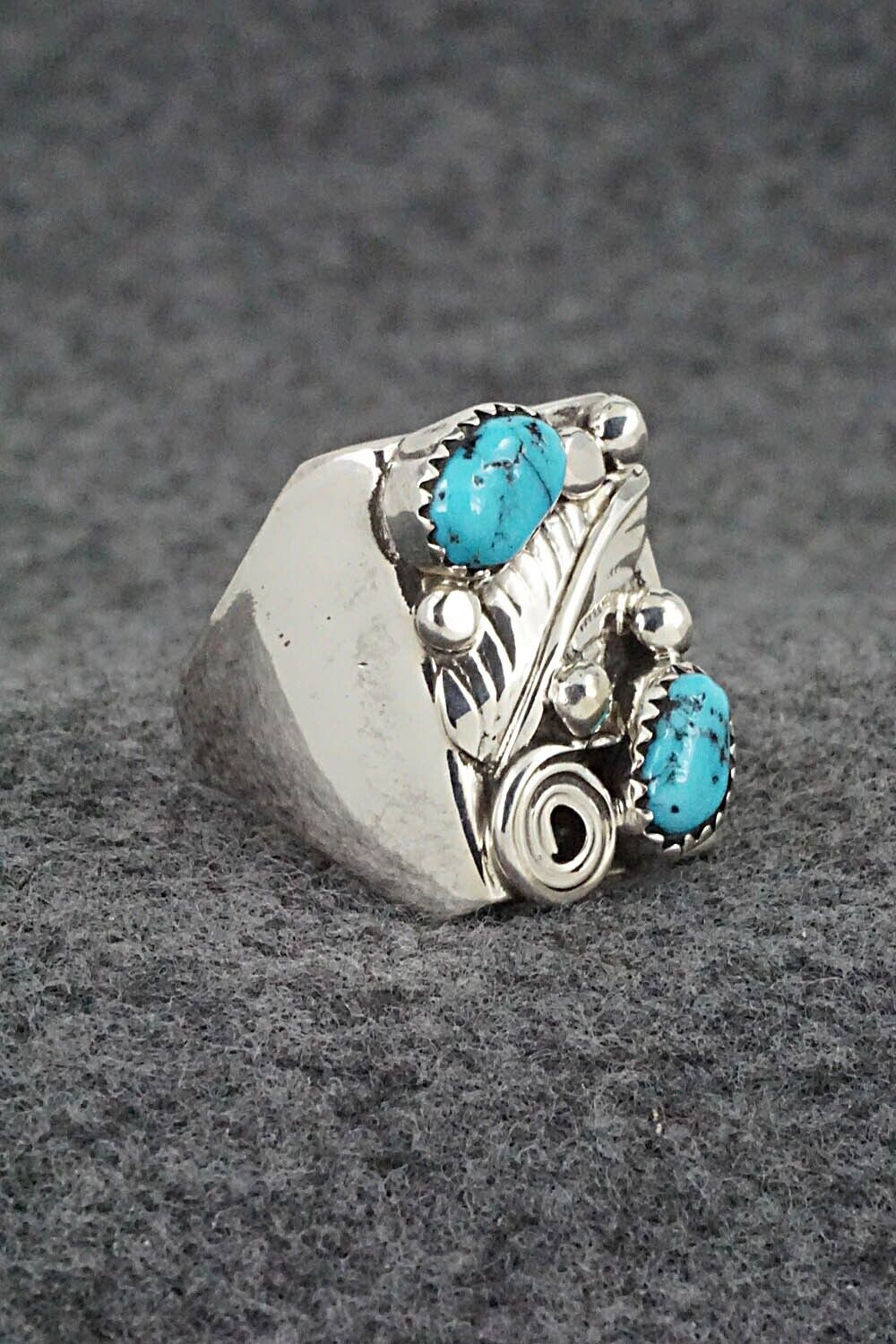 Turquoise & Sterling Silver Ring - Wilbur Myers - Size 9