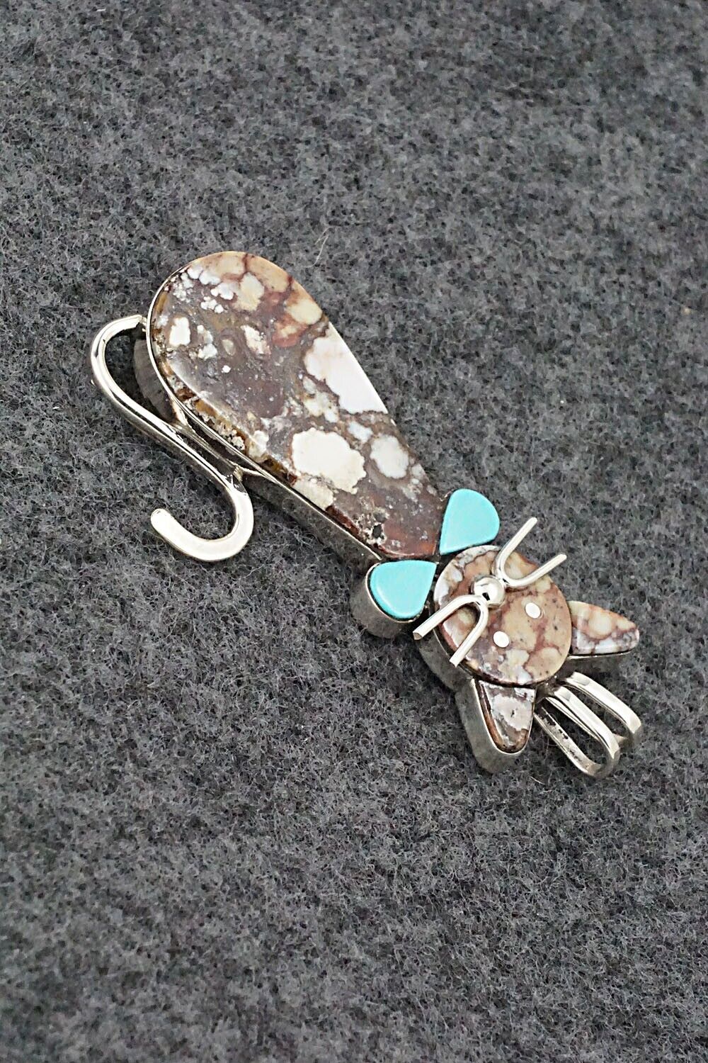 Wild Horse, Turquoise & Sterling Silver Pendant - Leavus Ahiyite