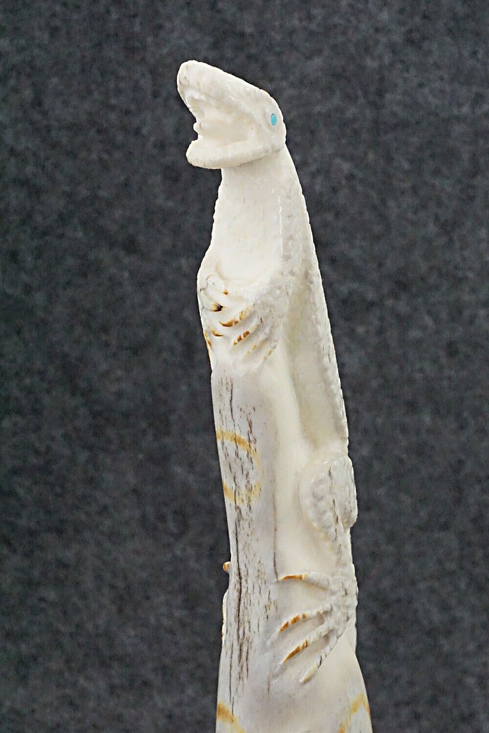 Lizard Zuni Fetish Carving - Maxx Laate