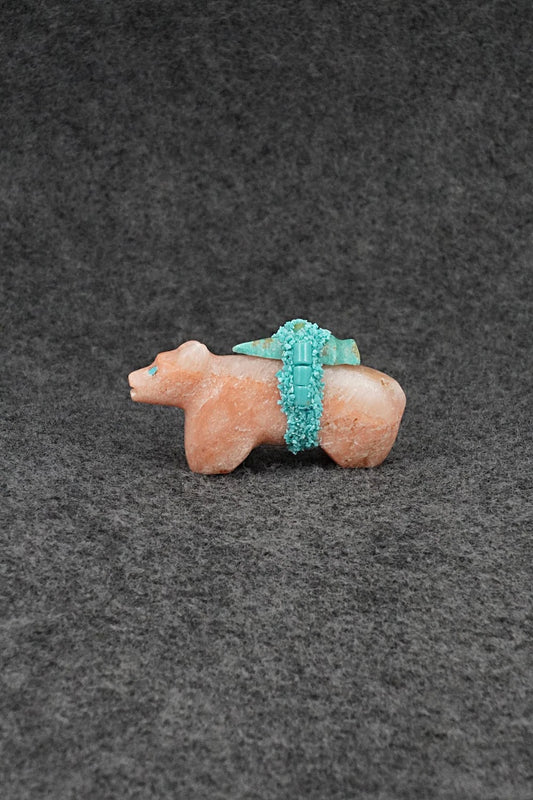 Bear Zuni Fetish Carving - Marveletta Phillips