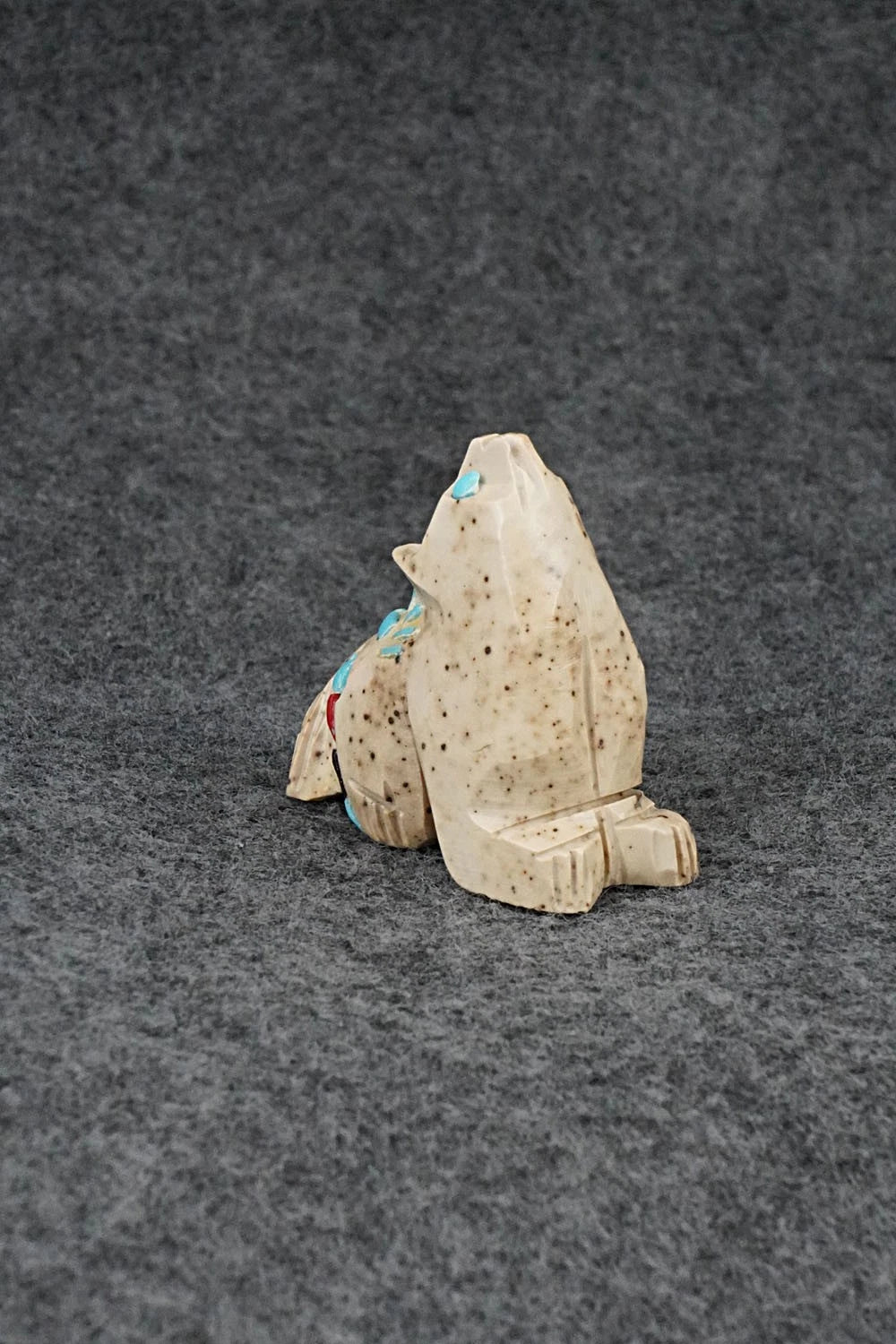 Wolf Zuni Fetish Carving - Dannette Laate