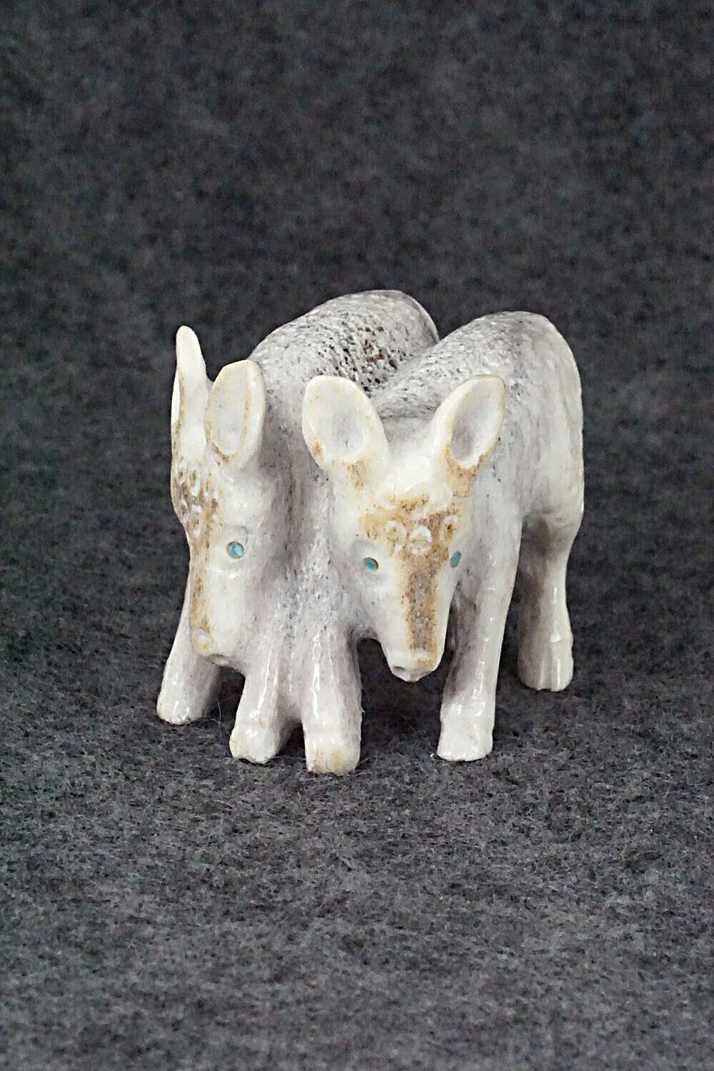 Deer Fawns Zuni Fetish Carving - Maxx Laate