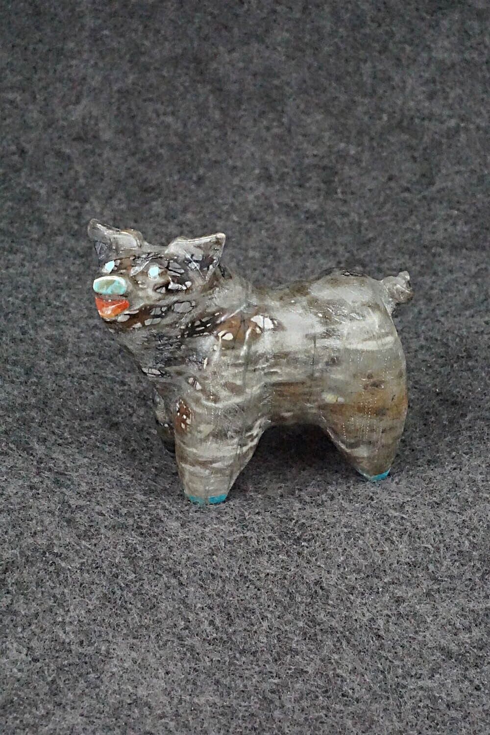 Pig Zuni Fetish Carving - Freddie Leekya
