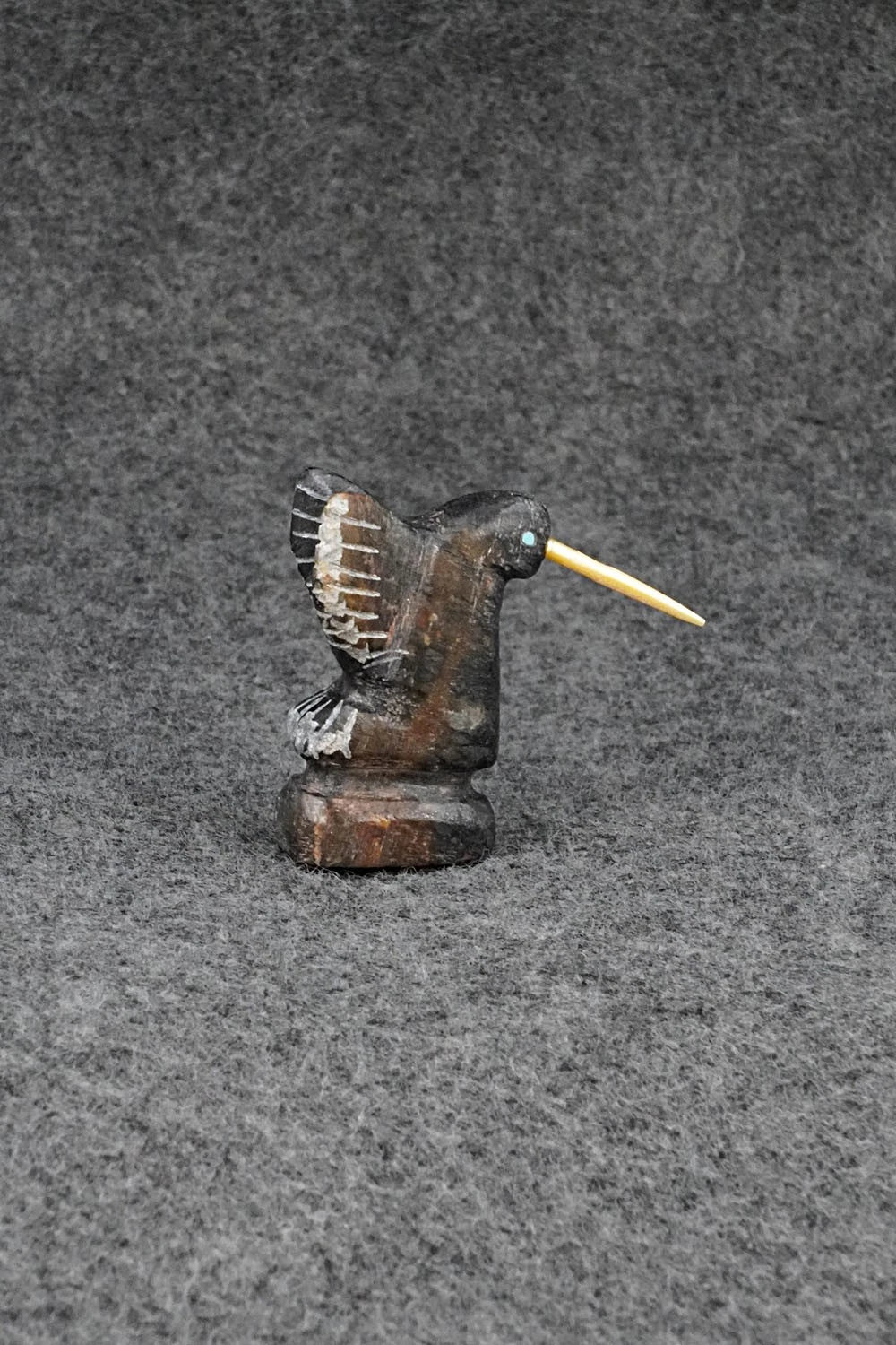 Hummingbird Zuni Fetish Carving - Justin Red Elk