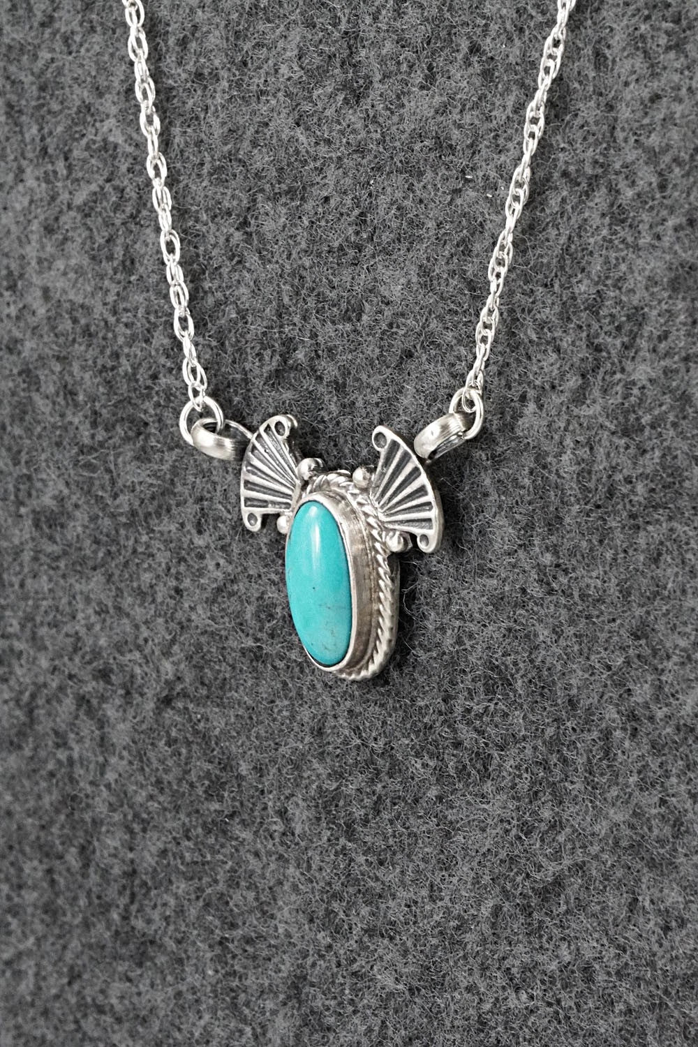 Turquoise & Sterling Silver Necklace - Verley Betone
