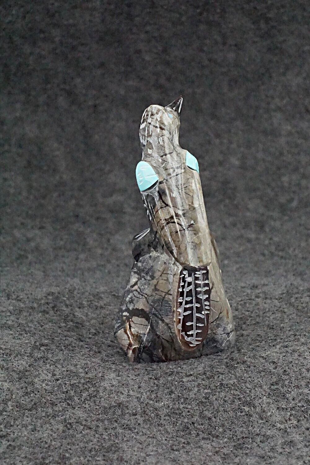 Bird Zuni Fetish Carving - Freddie Leekya