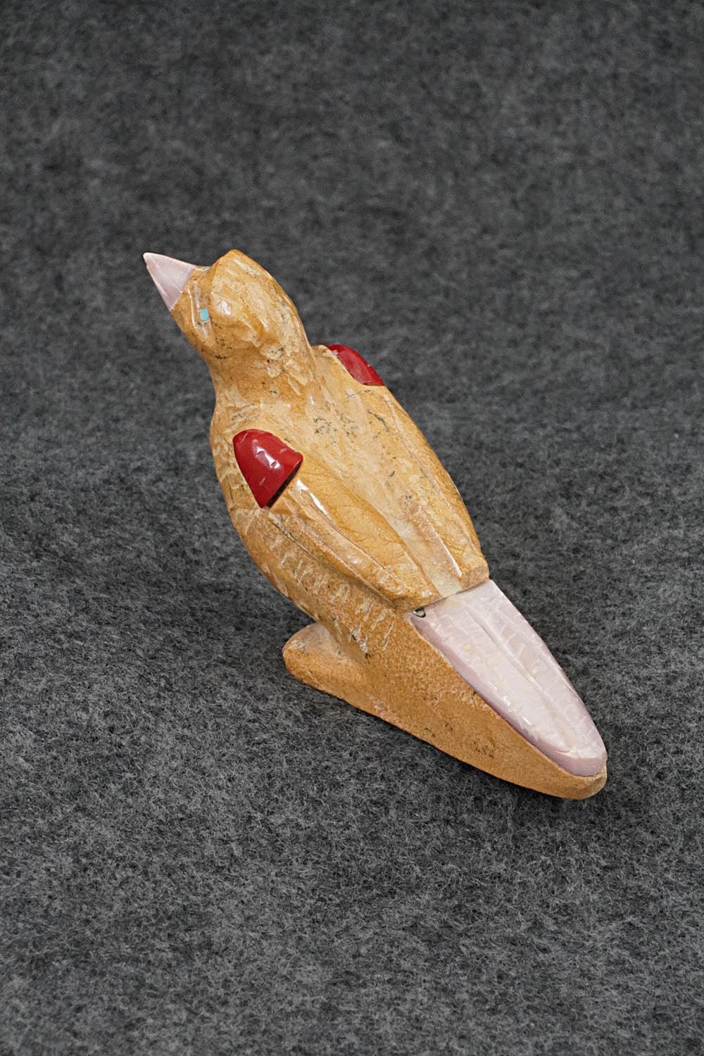Bird Zuni Fetish Carving - Freddie Leekya