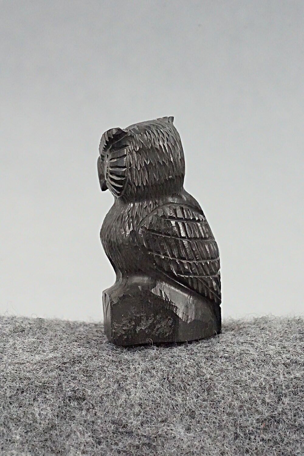 Owl Zuni Fetish Carving - Chris Peina