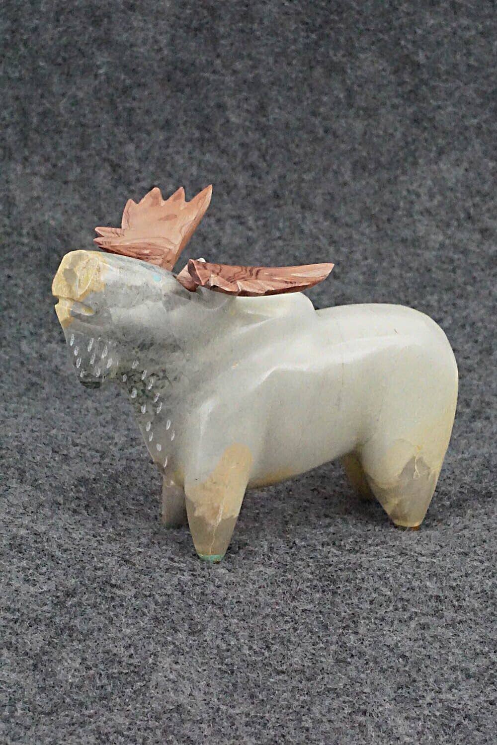Moose Zuni Fetish Carving - Enrike Leekya