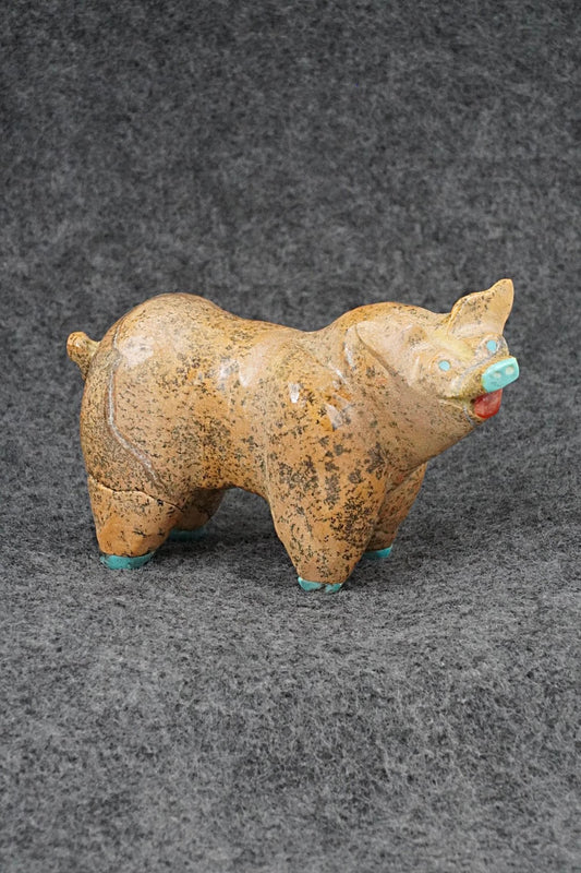 Pig Zuni Fetish Carving - Freddie Leekya