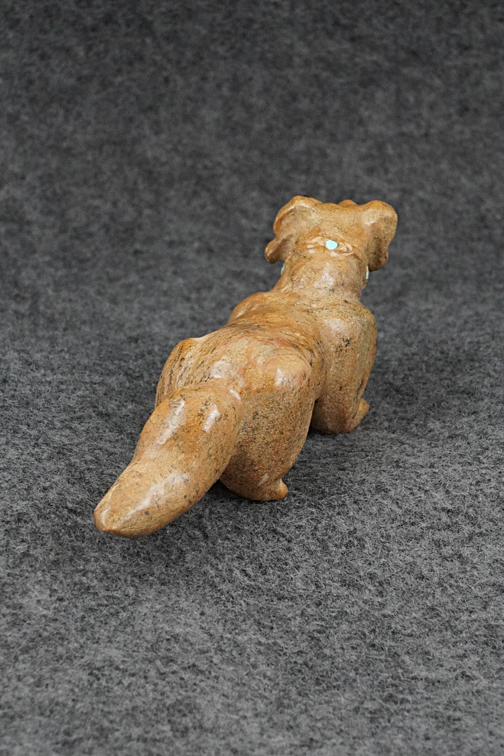 Dog Zuni Fetish Carving - Freddie Leekya