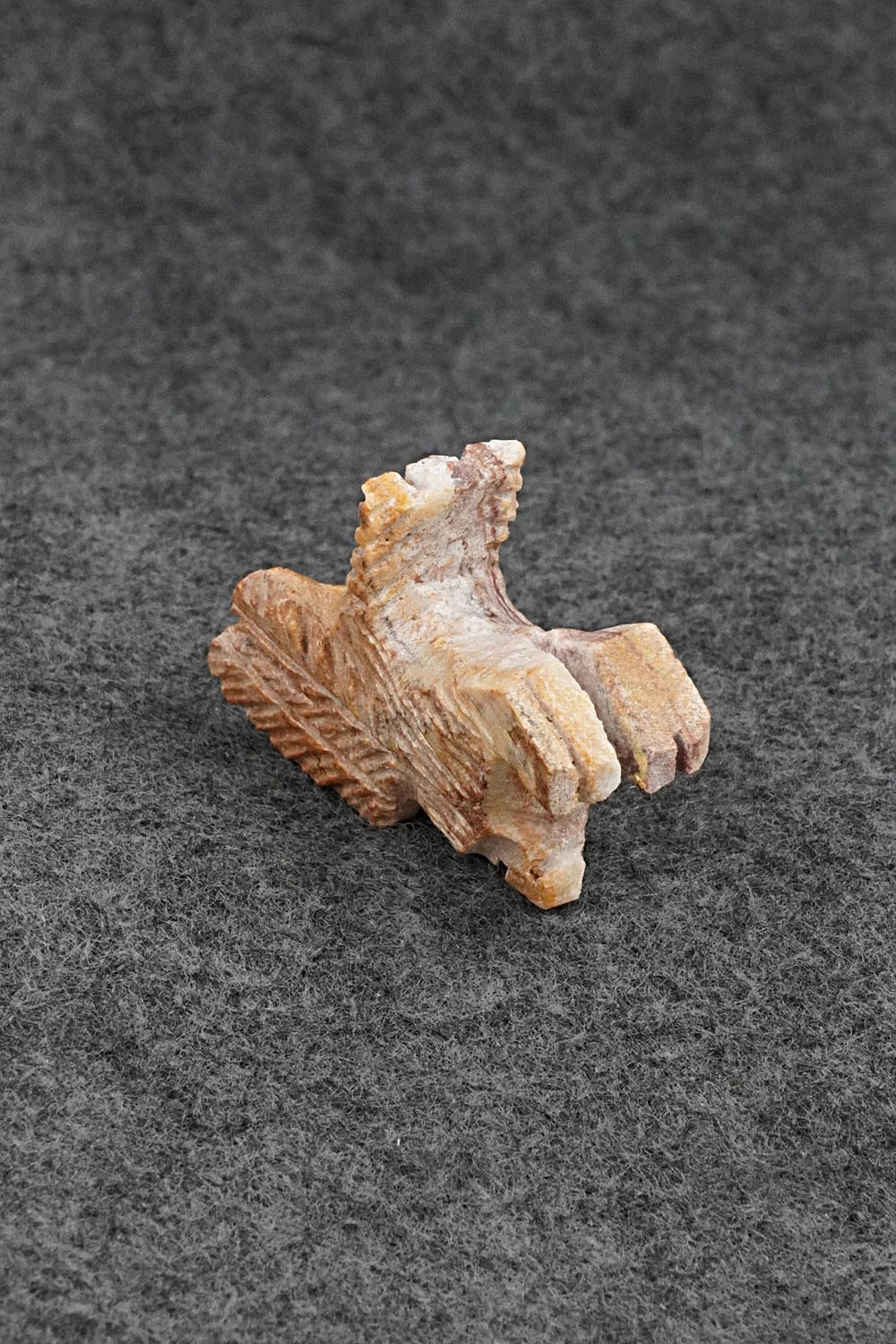 Eagle Zuni Fetish Carving - Carl Etsate