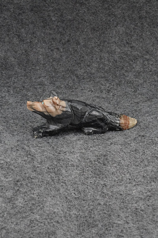 Wolf Zuni Fetish Carving - Tony Mackel