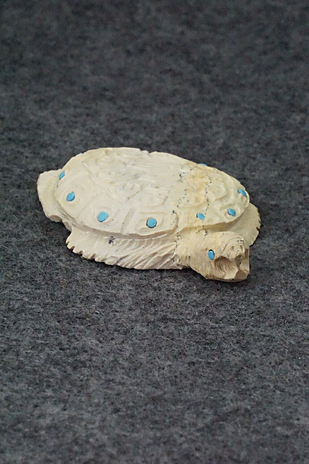 Turtle Zuni Fetish Carving - Adrian Cachini