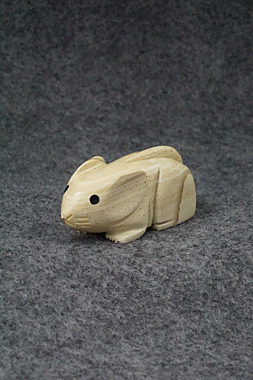 Mouse Zuni Fetish Carving - Alex Tsethlikai