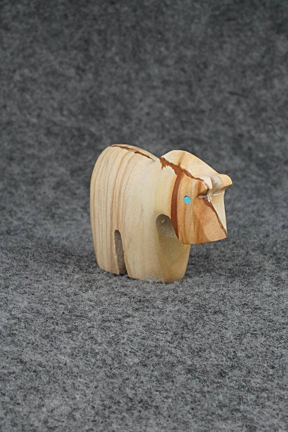 Horse Zuni Fetish Carving - Bernard Laiwakete