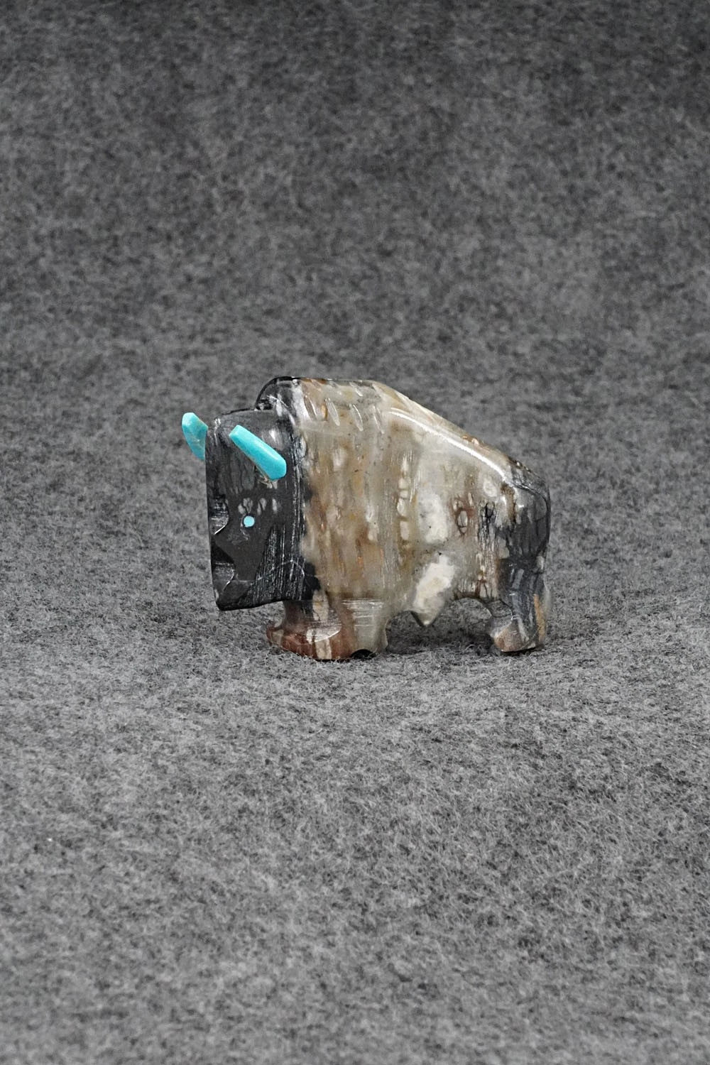 Buffalo Zuni Fetish Carving - Todd Etsate