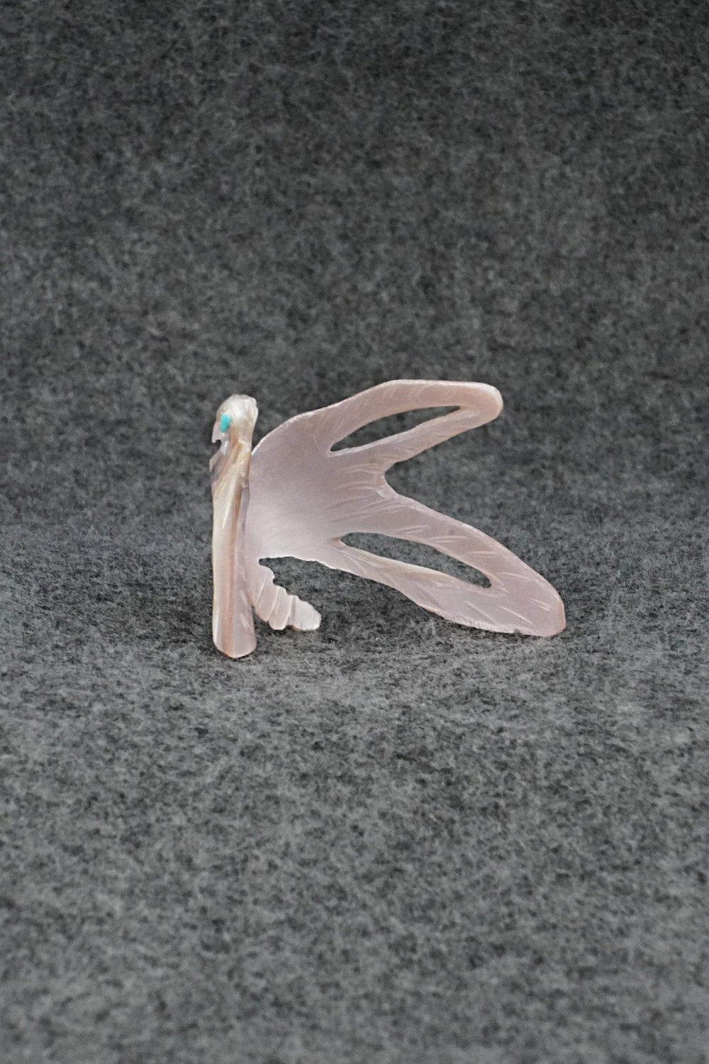 Eagle Zuni Fetish Carving - Vander Tsethlikai