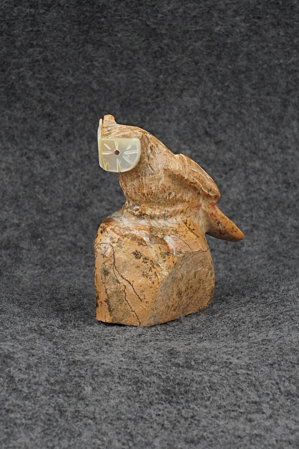 Owl Zuni Fetish Carving - Freddie Leekya