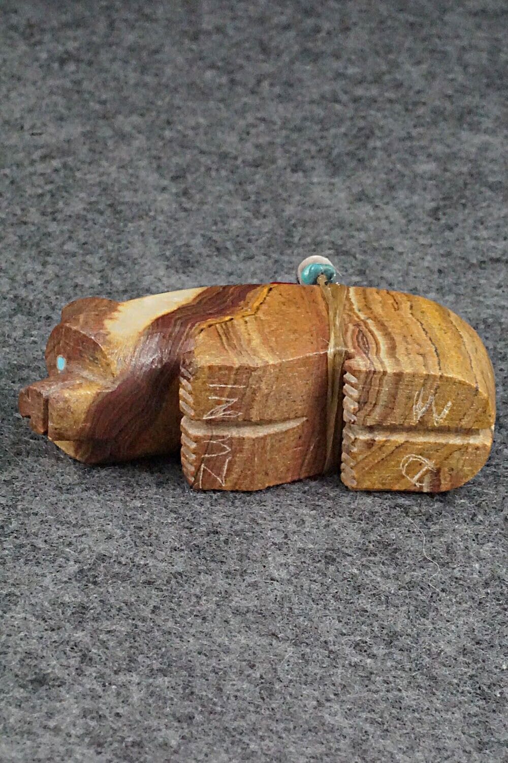Bear Zuni Fetish Carving - Douglas Martza