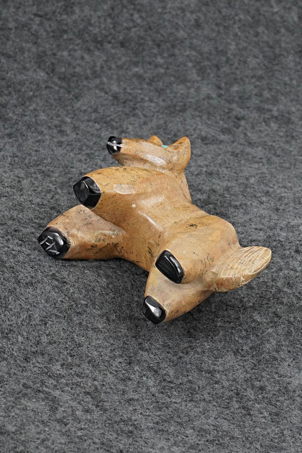 Horse Zuni Fetish Carving - Freddie Leekya