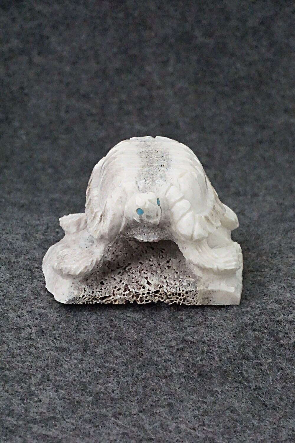Sea Turtle Zuni Fetish Carving - Chris Peina