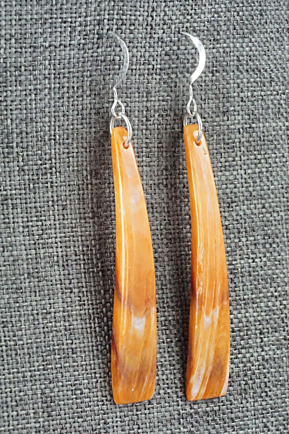 Spiny Oyster & Sterling Silver Earrings - Jesus Espino