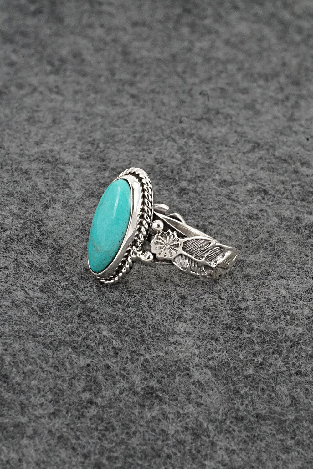 Turquoise & Sterling Silver Ring - Annette Chiquito - Size 7