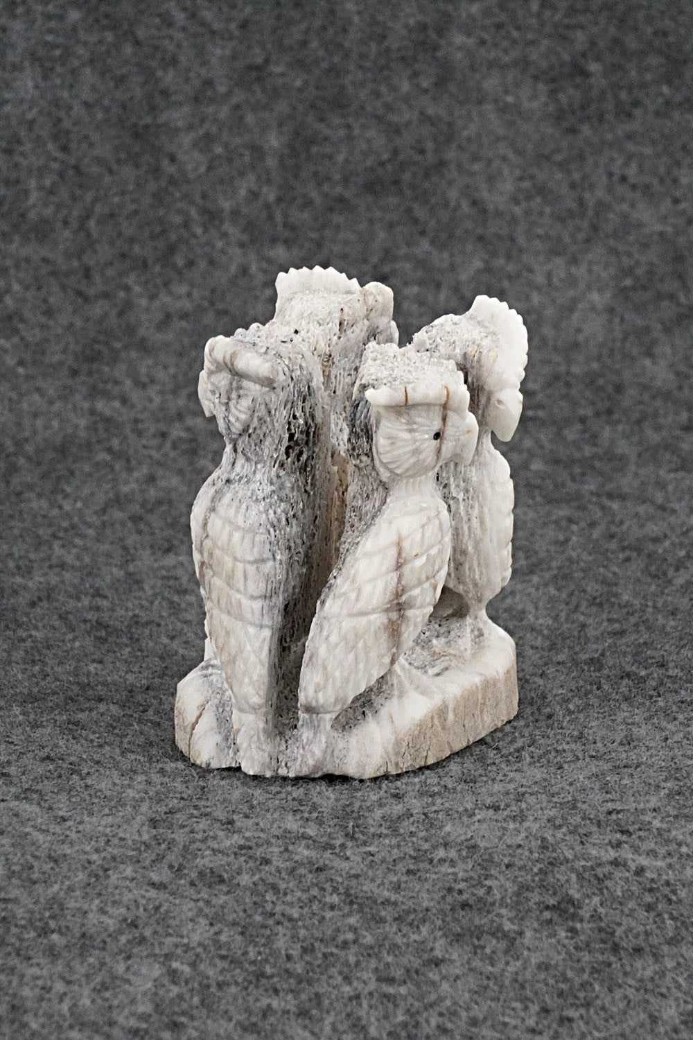 Owls Zuni Fetish Carving - Chris Peina