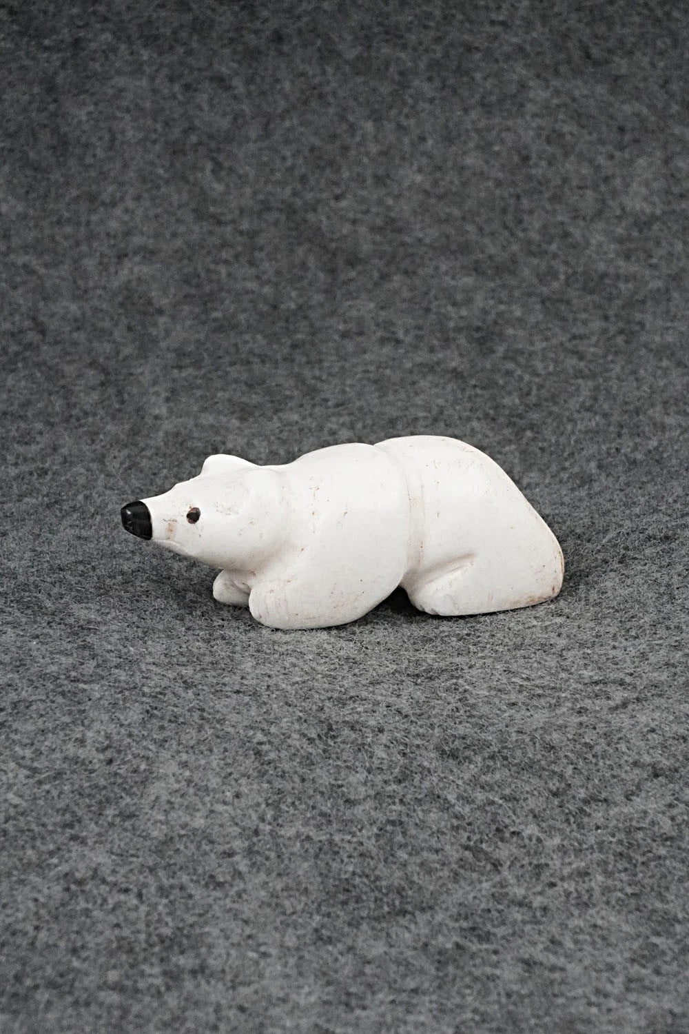 Bear Zuni Fetish Carving - Justin Red Elk